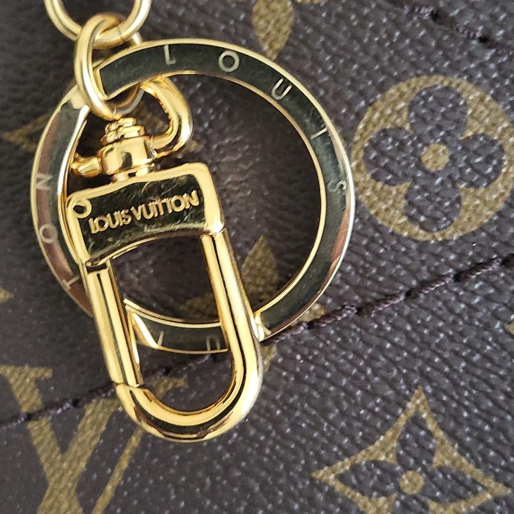 Authentic Louis Vuitton - Picture 2 of 10